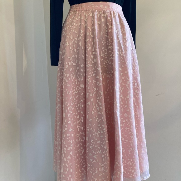 Pink patterned A-Line Skirt - Picture 5 of 5